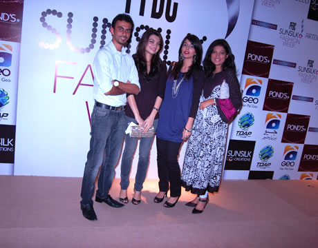 PFDC Sunsilk Fashion Week S/S 2012 Day 1 - Act 1 Red Carpet