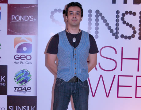 PFDC Sunsilk Fashion Week S/S 2012 Day 1 - Act 2 Red Carpet