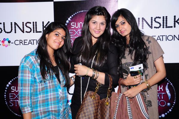 Red Carpet at PFDC Sunsilk Fashion Week 2012 Day 2 - Act 2