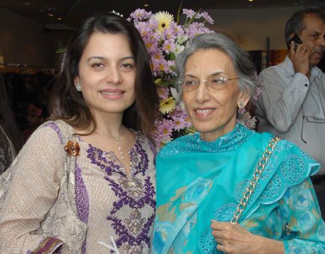 Launch of MauSummery Lawn Flagship Store