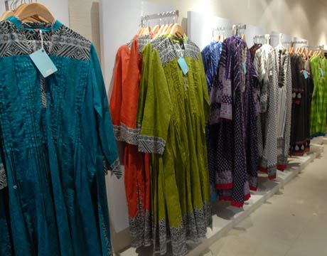 Launch of MauSummery Lawn Flagship Store