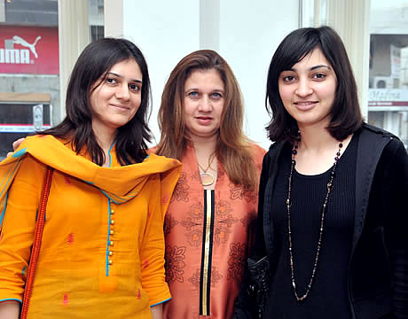 Valentineâ€™s Week special Painting Exhibition of Various Artists