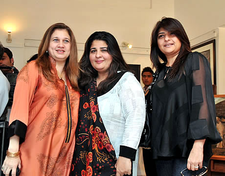 Valentineâ€™s Week special Painting Exhibition of Various Artists