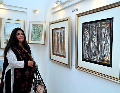 Valentineâ€™s Week special Painting Exhibition of Various Artists