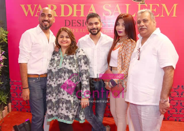 Aamir Lakhani with Muneera, Zaheer Abbas, Saba Ansari and Kaukab Ansari
