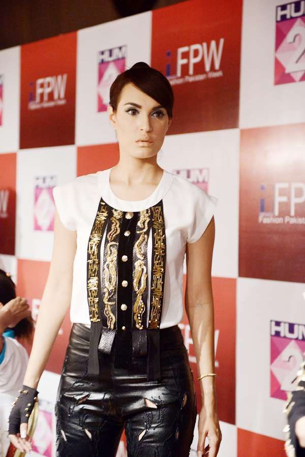 Backstage Fashion Pakistan Week 2013 - Day 1