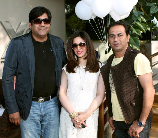 Sunday Brunch Party by Sarah & Mariam Gandapur