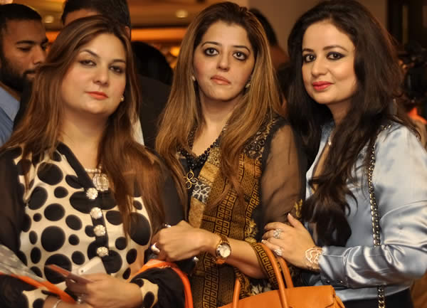 Celebrities at Fashion Central Multi Brand Store