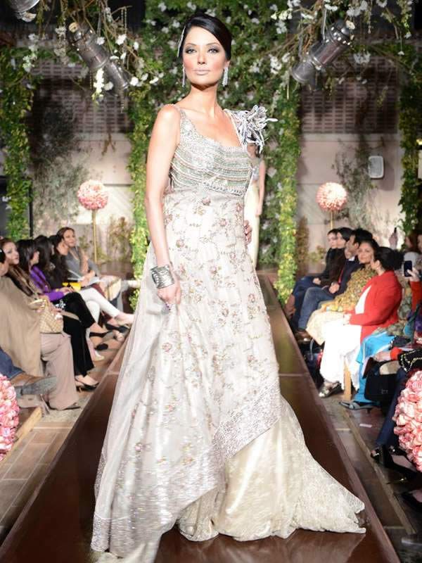 Launch of Nur Al Aine Collection by Saadia Mirza