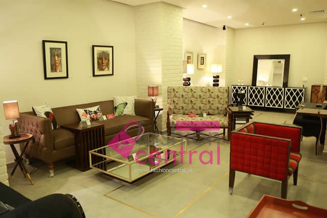 Lounge Furniture Store Lahore Pics
