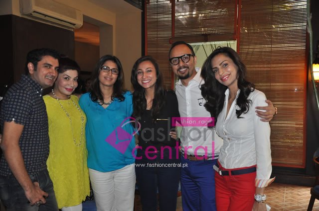Celebrity Lunch by Pond's