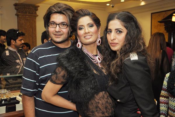 Multi Brand Jewellery Boutique Launch by Hanif Jewellers