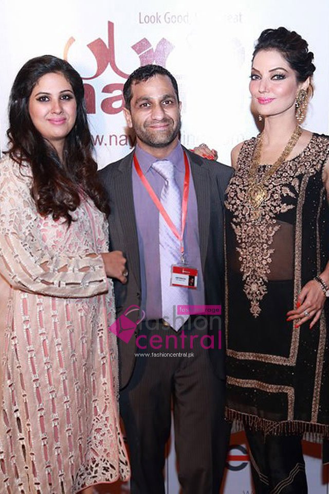 Red Carpet - Nayna 4D Fashion Show 2014