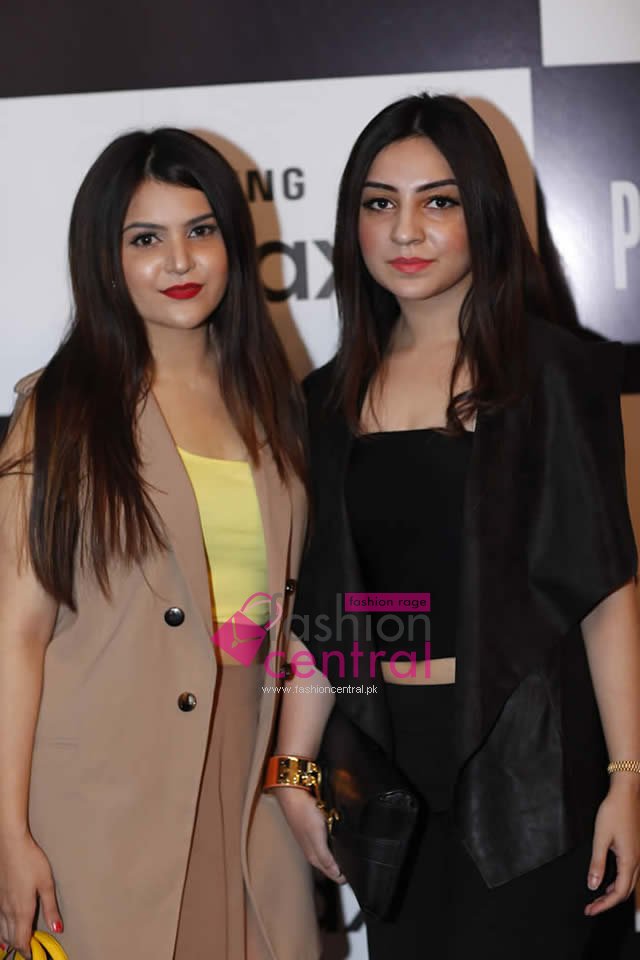 2015 PFDC LOreal Paris Bridal Week Red Carpet Lahore Event Images