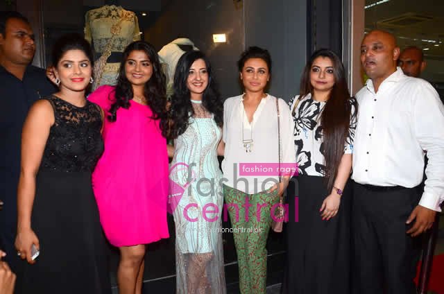 Pankt Shah, Jyoti Mukerji, Amy Billimoria, Vibhavi Merchant, Raja Mukerji