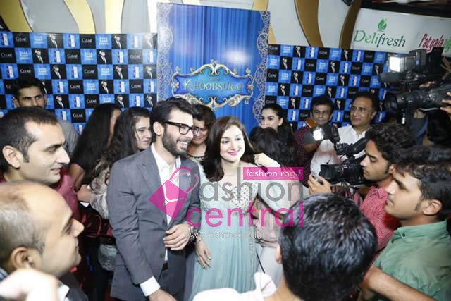 Premier of Khoobsurat in Lahore Super Cinema Vogue Towers