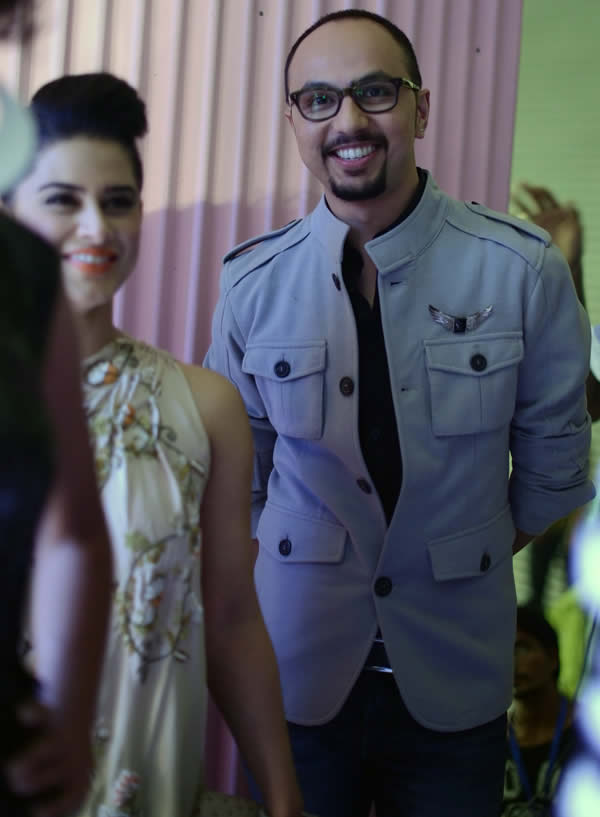Backstage Images at VCB 2013