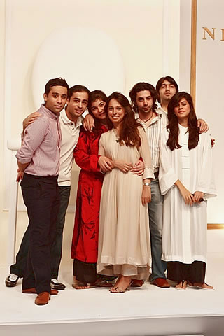 Fashion Designer Nida Azwerâ€™s Debut Solo Show Storms Karachi!