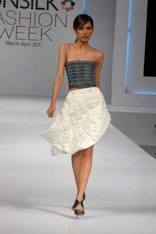 PFDC Sunsilk Fashion Week 2011 Lahore by Adnan Pardesy