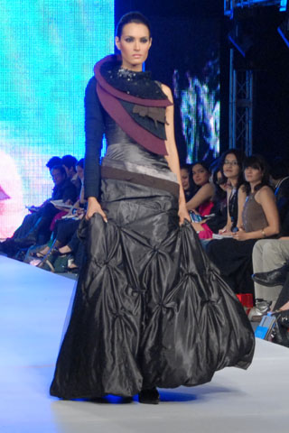 Nadia Hussain showcased Asian Institute of Fashion Design