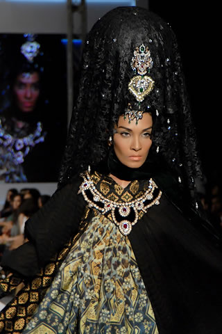 Latest Ali Xeeshanâ€™s Collection at PFDC Sunsilk Fashion Week