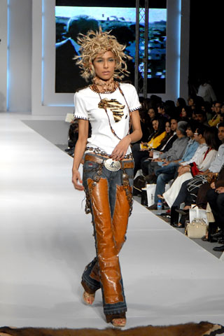 PFDC Sunsilk Fashion Week 2011 Lahore by Ammar Belal
