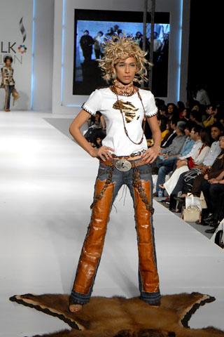 PFDC Sunsilk Fashion Week Lahore 2011