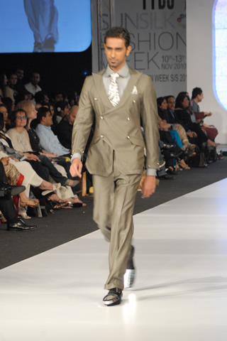 Ammar Belal at PFDC Sunsilk Fashion Week 2010 Karachi