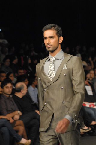 Ammar Belal at PFDC Sunsilk Fashion Week 2010 Karachi