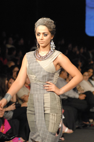 Ammar Belal at PFDC Sunsilk Fashion Week 2010 Karachi