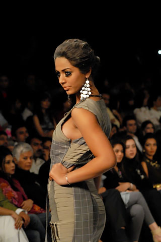 Ammar Belal at PFDC Sunsilk Fashion Week 2010 Karachi