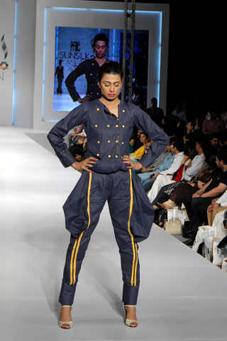 PFDC Sunsilk Fashion Week Lahore 2011