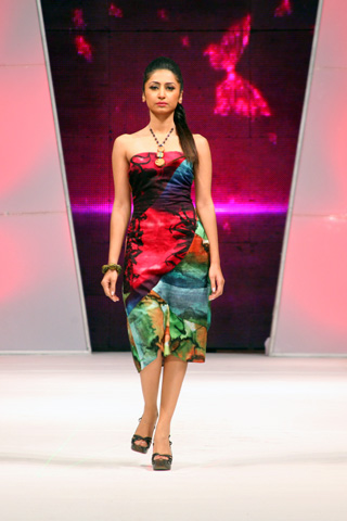 Latest Lawn Collection 2011 by Hira Lari