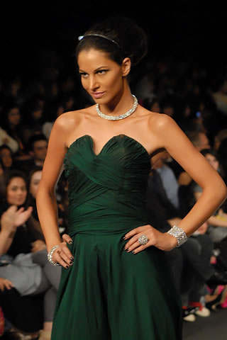 HSY Collection at PFDC Sunsilk Fashion Week 2010 Karachi