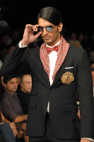 HSY Collection at PFDC Sunsilk Fashion Week 2010 Karachi