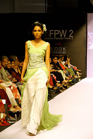 Imbias at Fashion Pakistan Week 2010