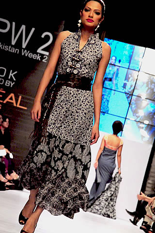 Kamiar Rokni at Fashion Pakistan Week 2010