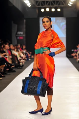 Mahin Hussain accessories 2009