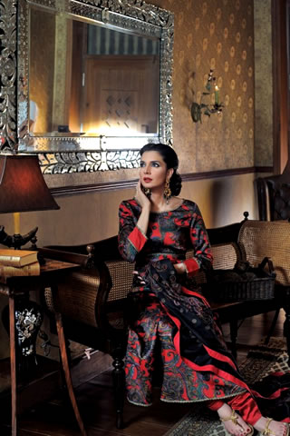 Mahnoor Baloch showcased Love Collection 2010 by Nishat