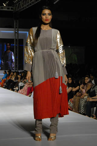 Famous Designer Muse at PFDC Sunsilk Fashion Week 2011 Lahore