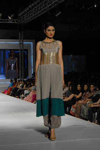 PFDC Sunsilk Fashion Week 2011 Lahore by Muse