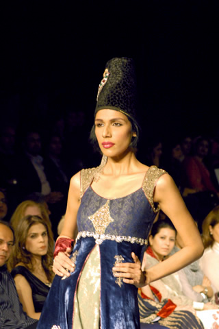 Nickie Ninaâ€™s Collection at PFDC Sunsilk Fashion Week Karachi 2010