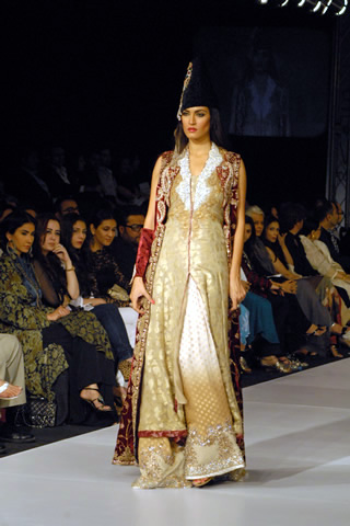 Nickie Ninaâ€™s Collection at PFDC Sunsilk Fashion Week Karachi 2010