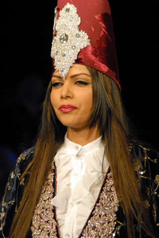 Nickie Ninaâ€™s Collection at PFDC Sunsilk Fashion Week Karachi 2010