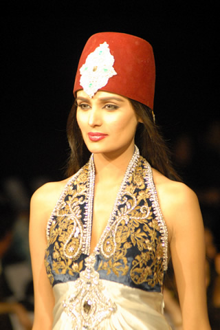 Nickie Ninaâ€™s Collection at PFDC Sunsilk Fashion Week Karachi 2010