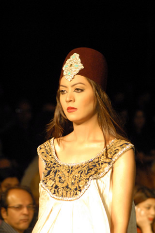 Nickie Ninaâ€™s Collection at PFDC Sunsilk Fashion Week Karachi 2010