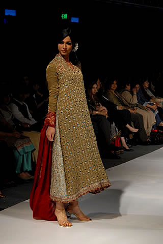 Nida Azwer's Collection at PFDC Sunsilk Fashion Week 2010