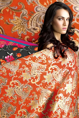 Nadia Hussain in Nishat Summer lawn Collection 2010
