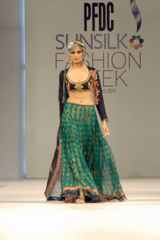Mehreen Syed at PFDC Fashion Week 2011 Lahore