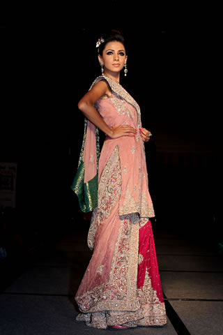 Rani Emaan's collection in Colors of Pakistan 2009